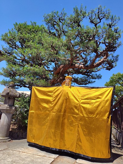金屏風萬